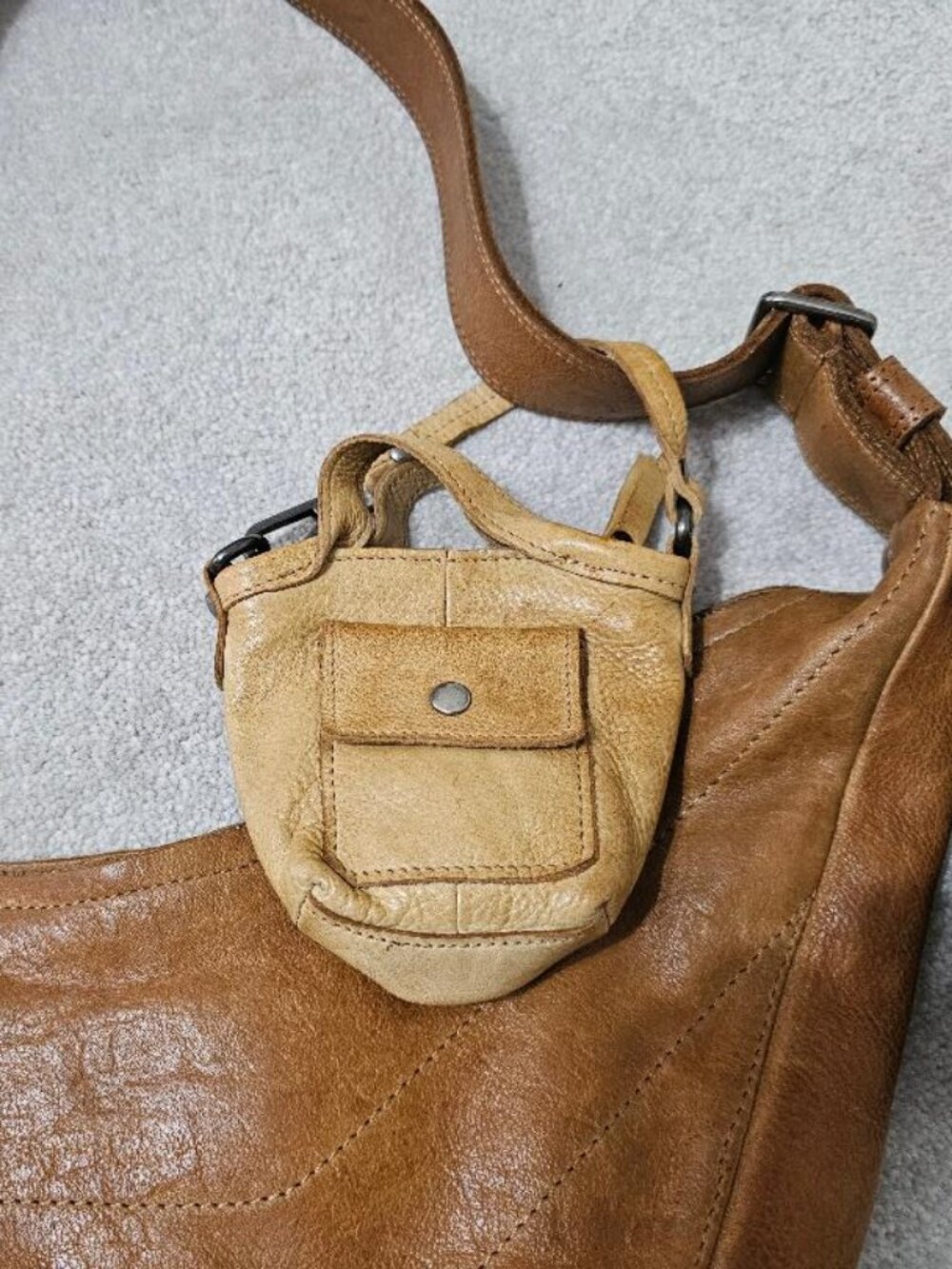 Latico Leather mini Bianca Purse/Bag Charm Camel color - Picture 4 of 5